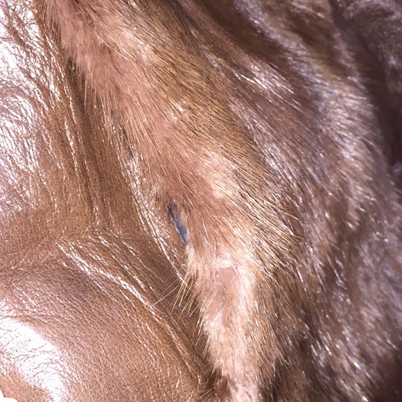 Edward Reilly & Co. Woman’s Genuine Fur and Leather Coat Size XL - Picture 4 of 13